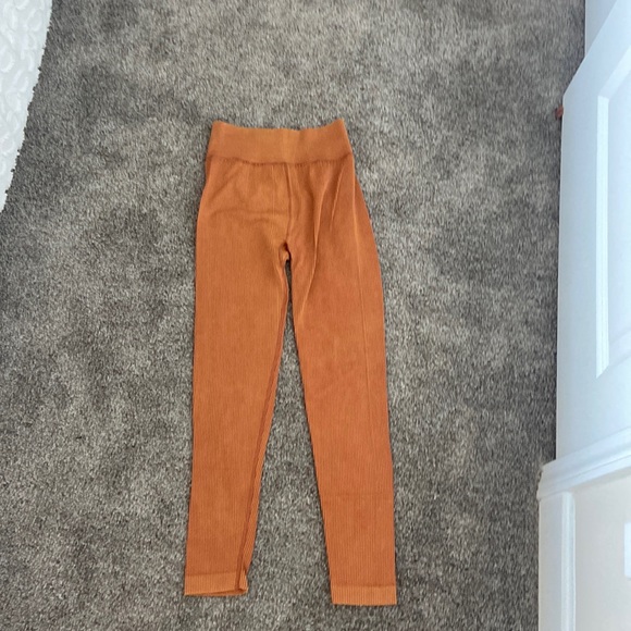 leggings - Picture 1 of 2